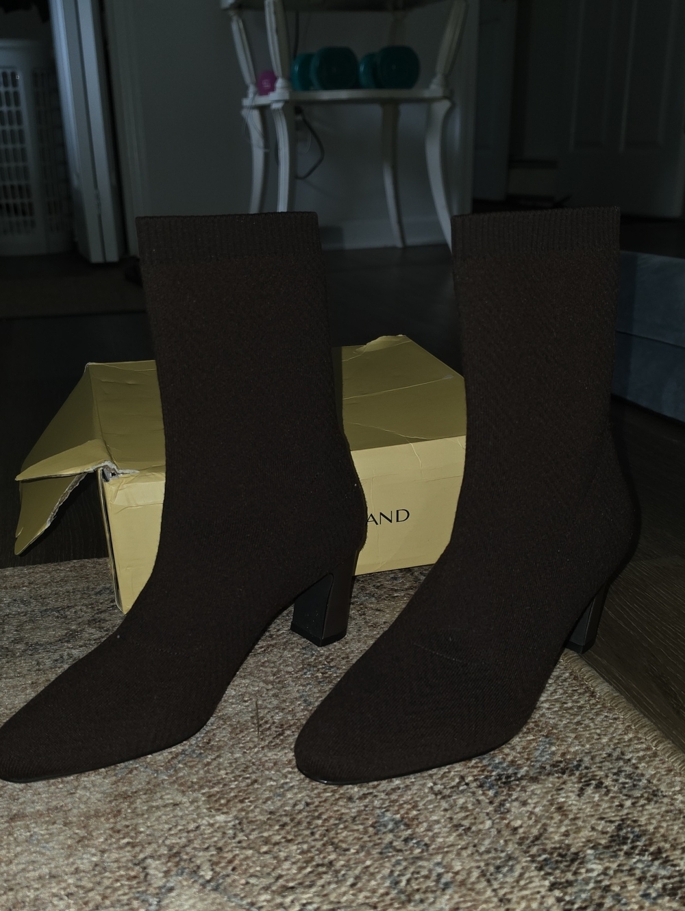 Cosy Island  Block Pointed Toe Brown Boots